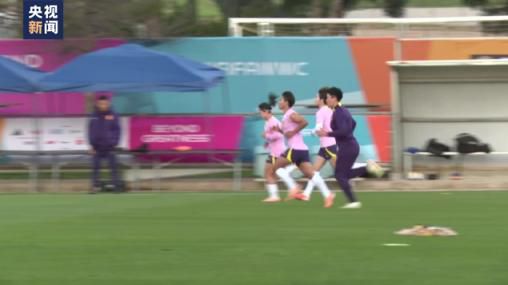男女边吃奶边做边爱视频